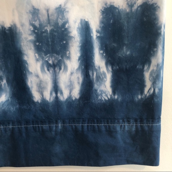 *Sold* Indigo hand-dyed standard pillowcase set - Picture 4 of 6